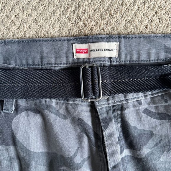 Wrangler Camo Black and Grey Cargo Pant | US34 - Picture 4 of 5